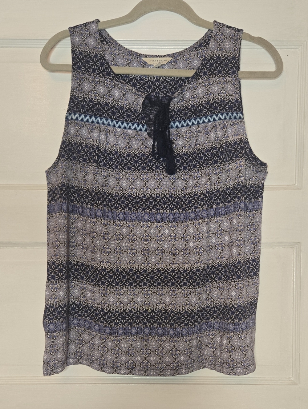 Lucky Brand Women's Geometric Tank Top Blue & White Small_127